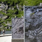 Les oeuvres de lartiste française Camille Llobet sont à découvrir sur la partie sommitale du barrage de Mauvoisin.